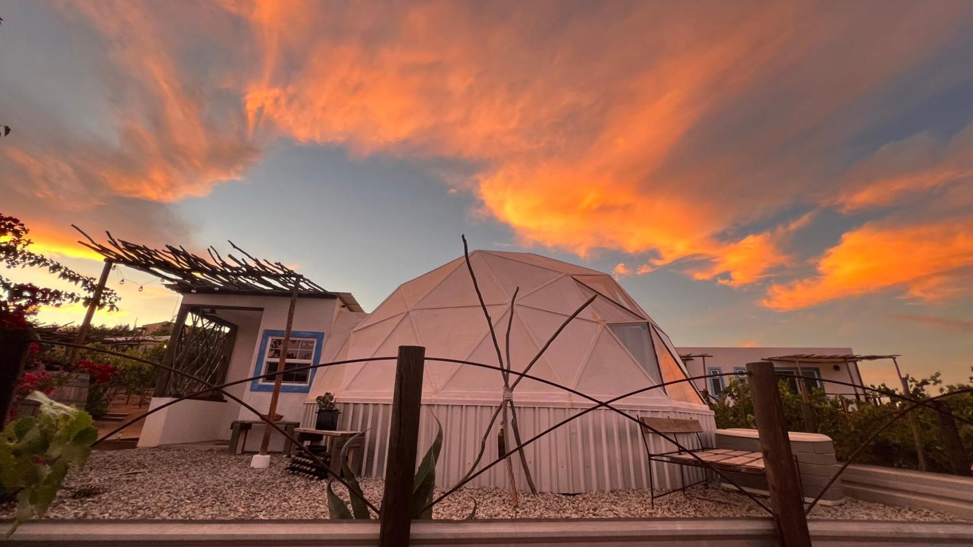 Santerra, Valle De Guadalupe Hotell Exteriör bild